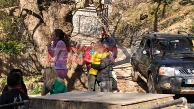Καλάβρυτα: Έτσι βρέθηκε το 10χρονο αγόρι! Είχε αποκοιμηθεί φοβισμένο στο καταφύγιο (βίντεο)
